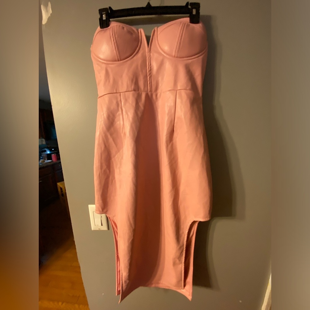 Elegant Pink Strapless Dress